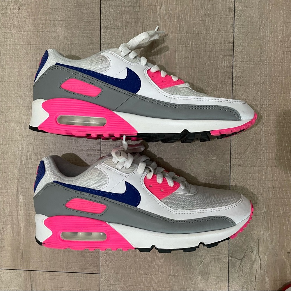 Nike Women's Air Max Sneakers - White, Pink, and Blue